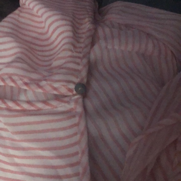 BNWOT sheer flouncy blouse - Picture 7 of 9